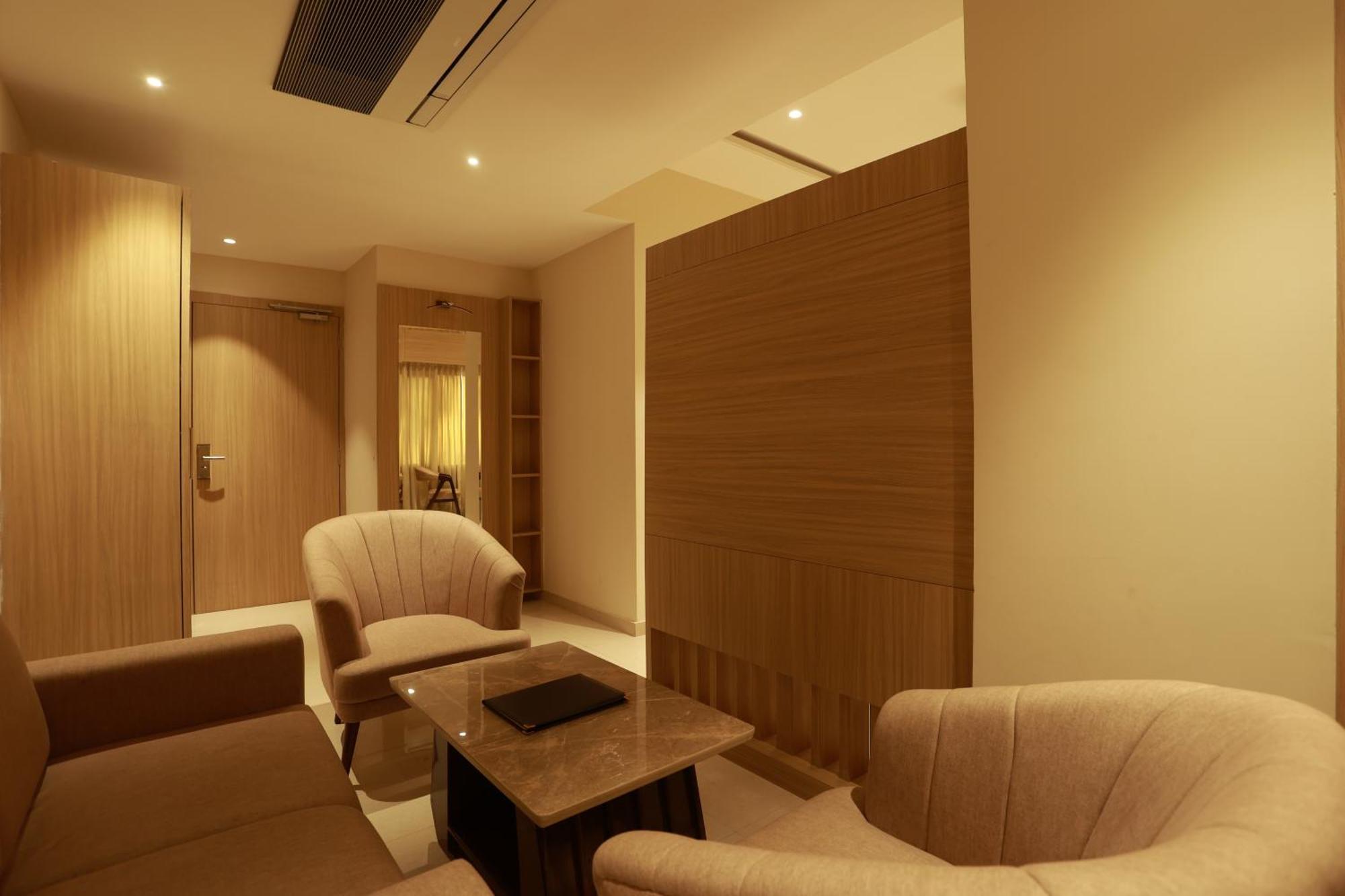 Hotel Taviral Regency 우다이푸르 외부 사진