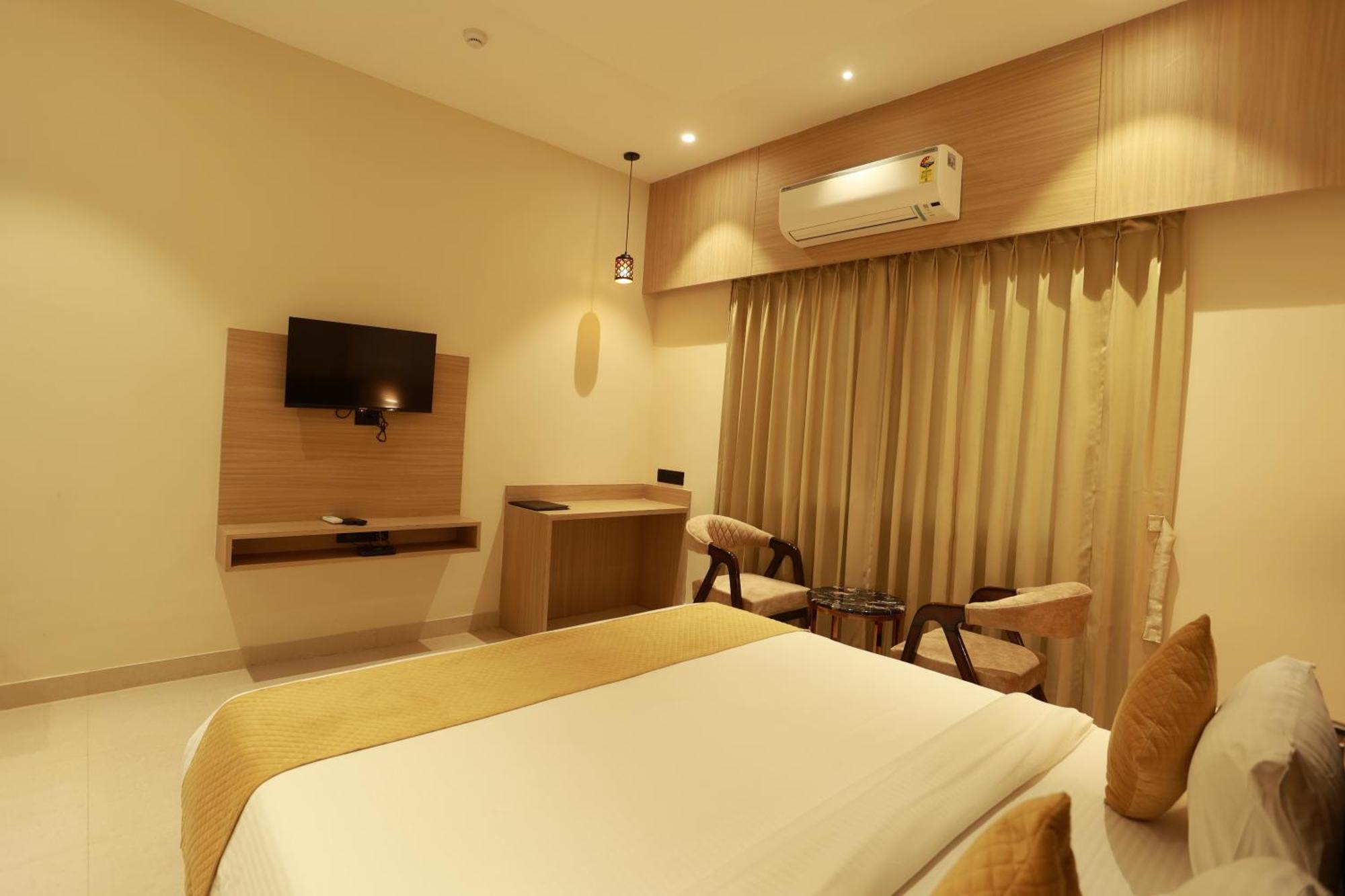 Hotel Taviral Regency 우다이푸르 외부 사진